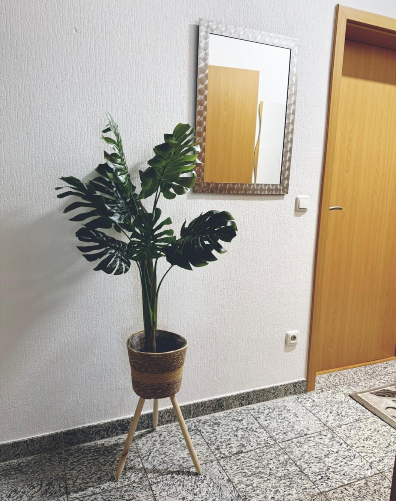 Zentrale Grosse Vollausgestattete Wohnung Fuer Alle Zwecke Perfekt Geeignet Witten Kültér fotó